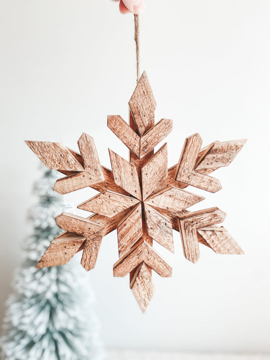 Smokey Timber Hanging Rustic Snowflake