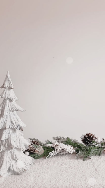 Luxury 6ft White Snowy Berry Garland